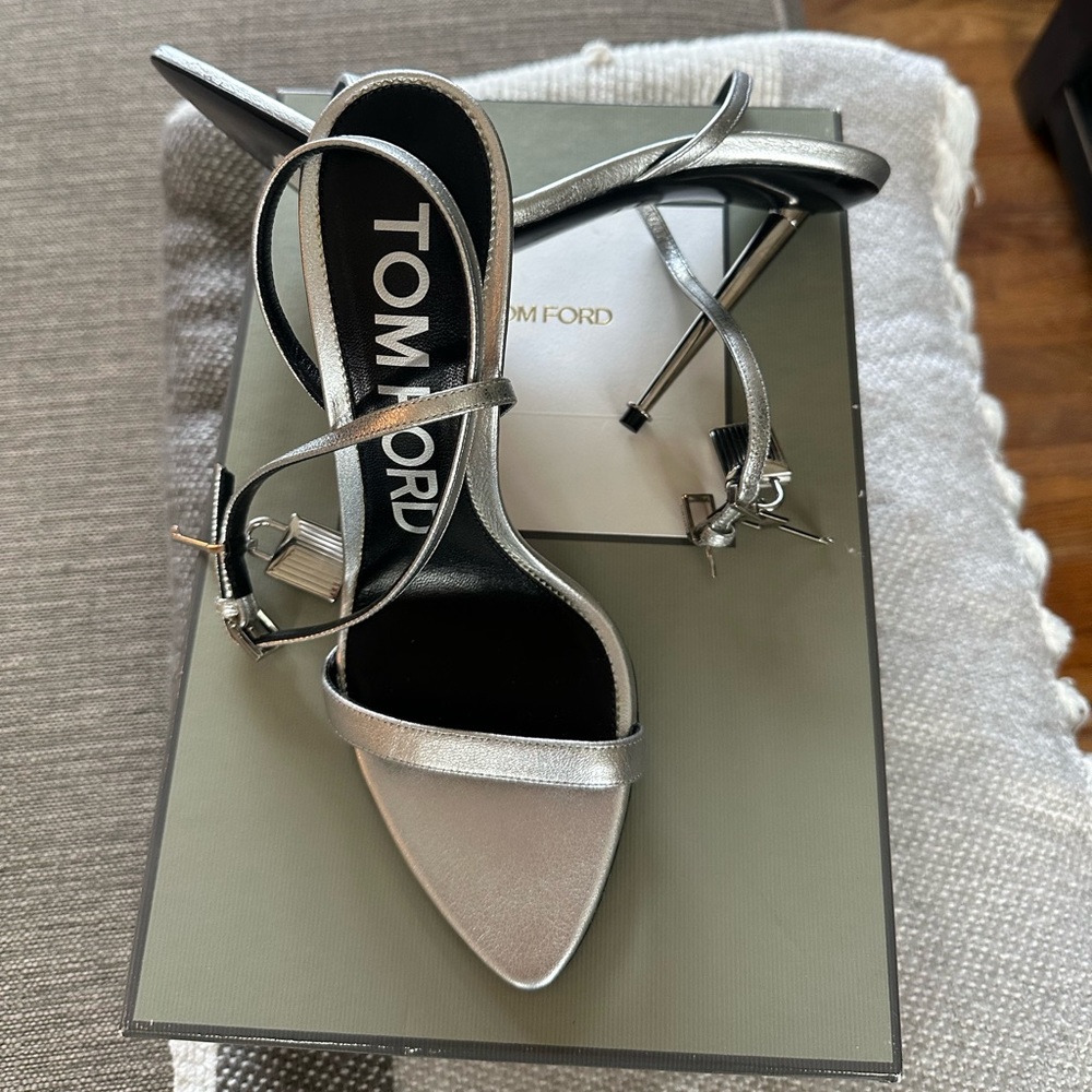 TOM FORD Lock Ankle-Strap Sandals - Picture 3 of 6